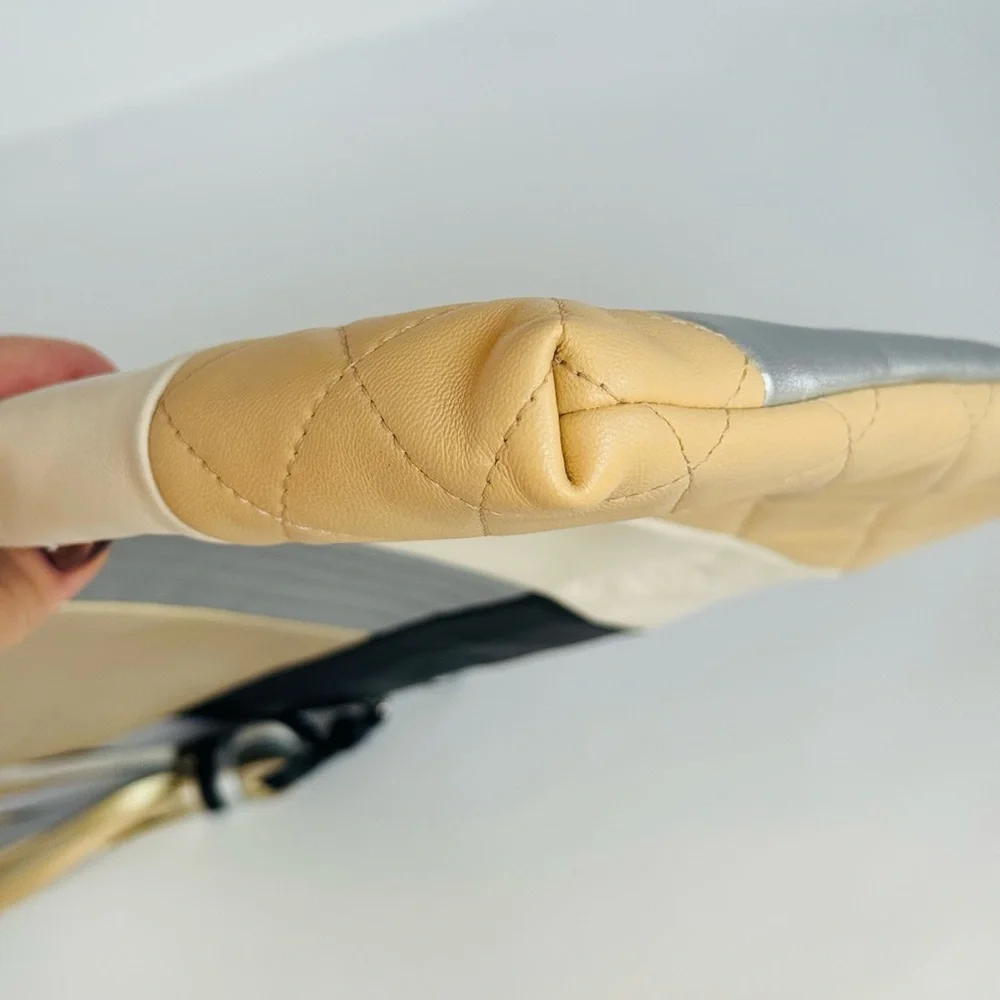 Authentic CHANEL Lambskin Colorblock Clutch - Picture 9 of 14